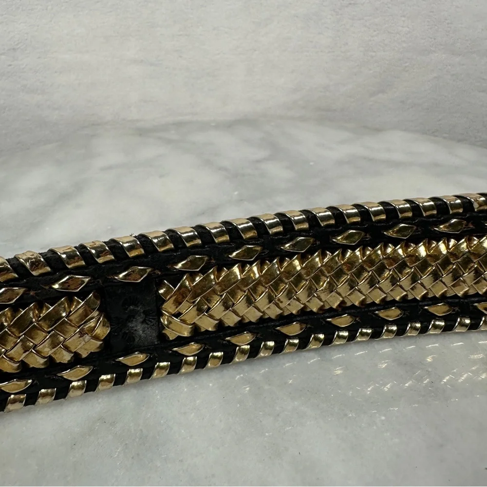 Vintage western Black and‎ Gold Woven leather Belt metallic